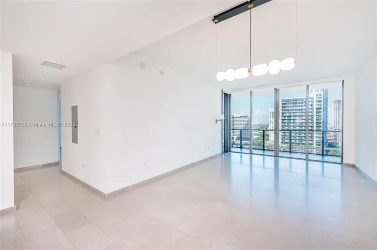 Reach Brickell City Centre #1510 image #11