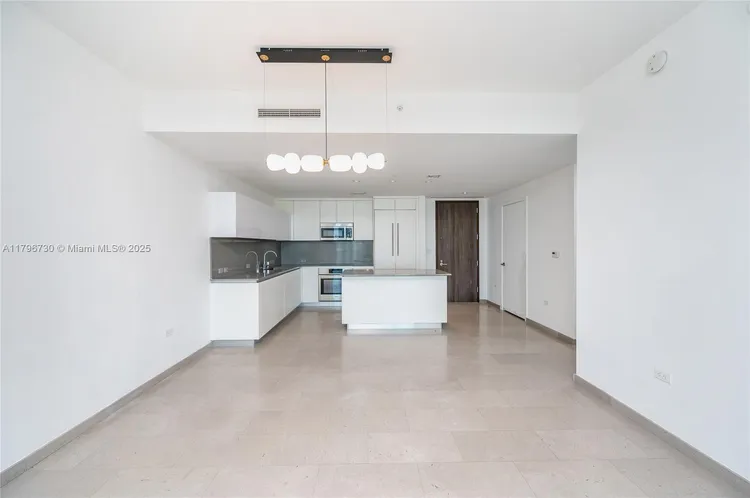 Reach Brickell City Centre #1510 image #7