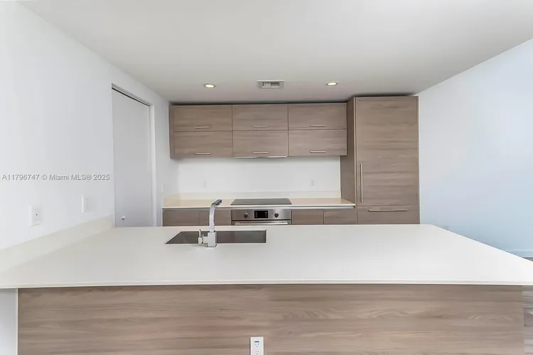 Dua Miami (SLS Hotel and Residences) #1004 image #16