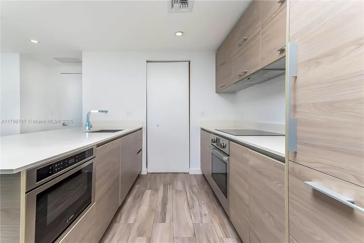 Dua Miami (SLS Hotel and Residences) #1004 image #7