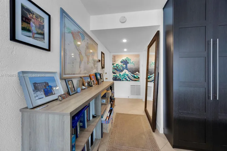 1600 South Bayshore Lane #8D image #15