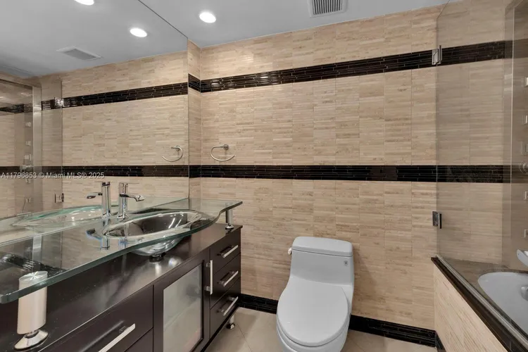 1600 South Bayshore Lane #8D image #21