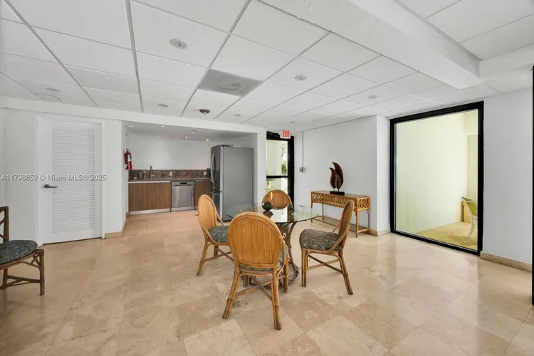 1600 South Bayshore Lane #8D image #36