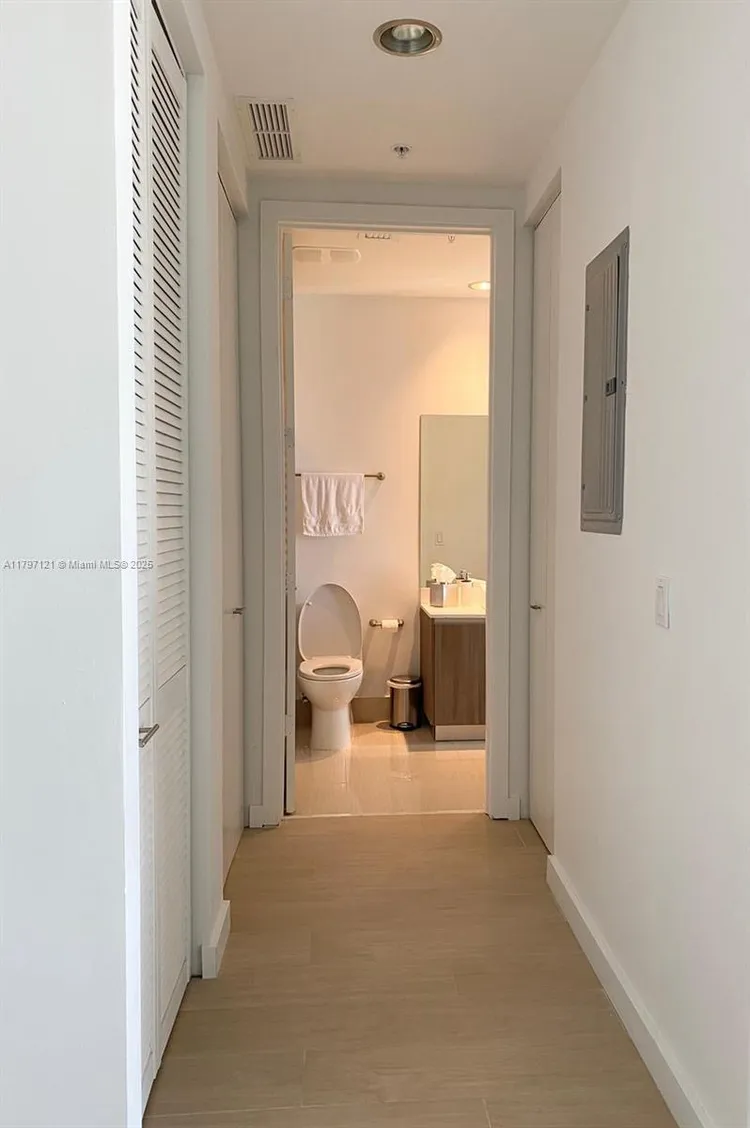 Cassa Brickell #903 image #12