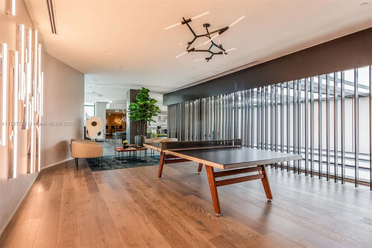 Gran Paraiso #1802 image #31