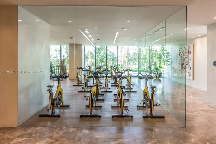 Gran Paraiso #1802 image #36