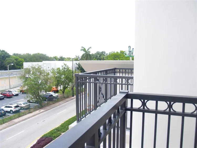 Merrick Manor #313 image #10