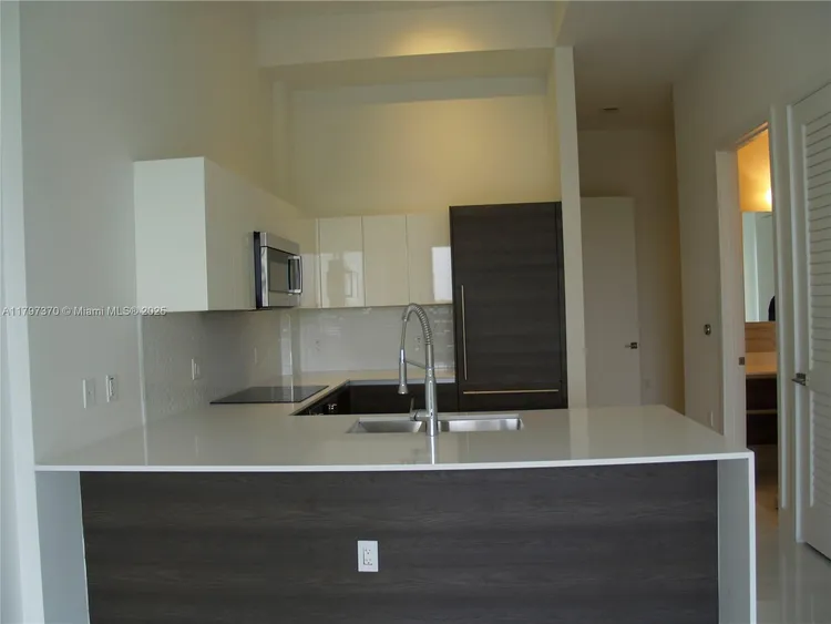 Merrick Manor #313 image #14