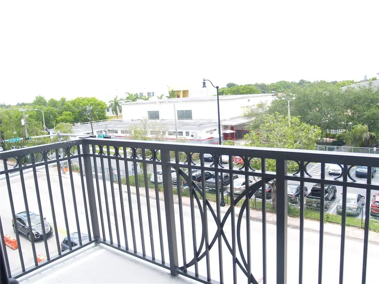 Merrick Manor #313 image #7