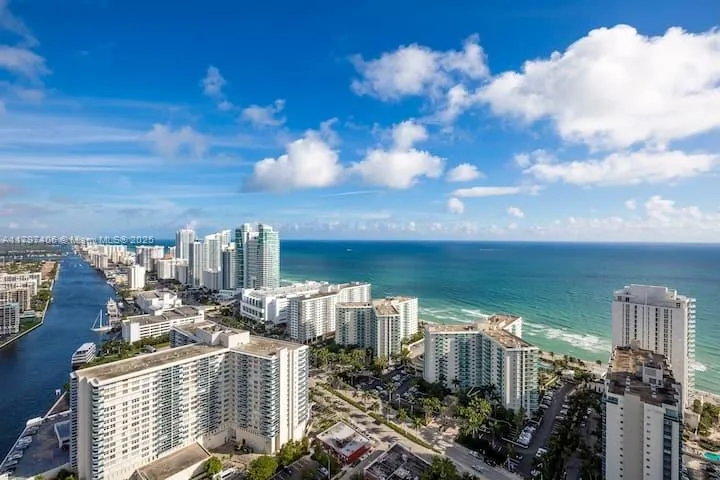 Hyde Beach House #T3501 image #12