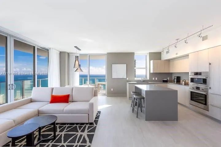 Hyde Beach House #T3501 image #32