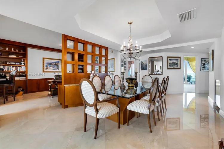 Porto Vita South Tower #2204 image #10