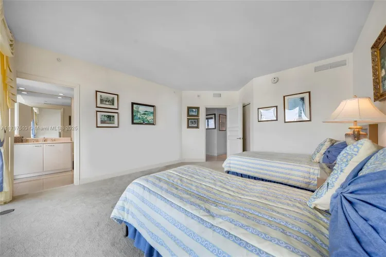 Porto Vita South Tower #2204 image #25