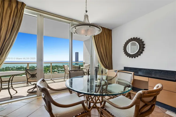 Porto Vita South Tower #2204 image #41