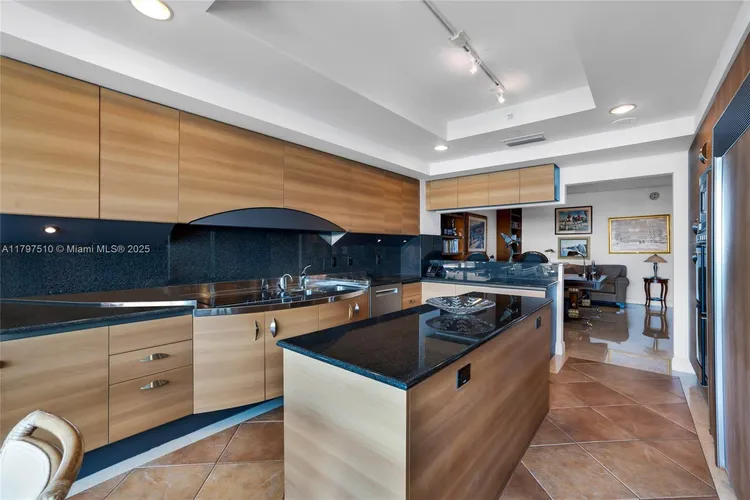 Porto Vita South Tower #2204 image #42