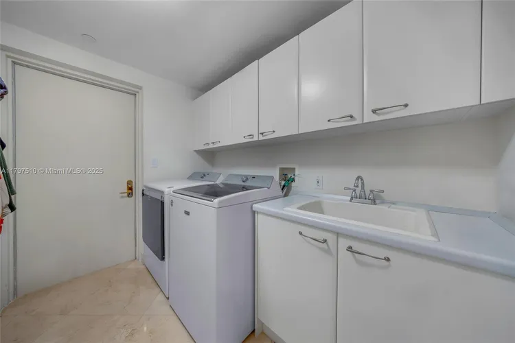 Porto Vita South Tower #2204 image #70