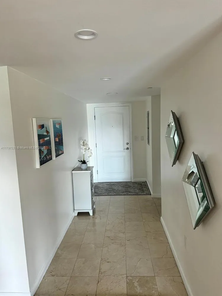 Skyline On Brickell #2401 image #11