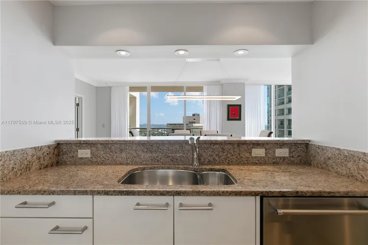 Ritz-Carlton Coconut Grove #902 image #12