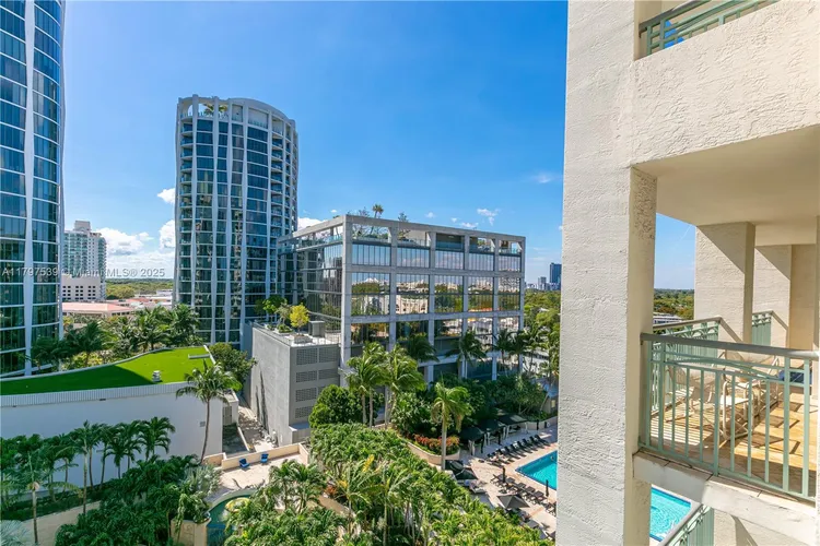Ritz-Carlton Coconut Grove #902 image #35