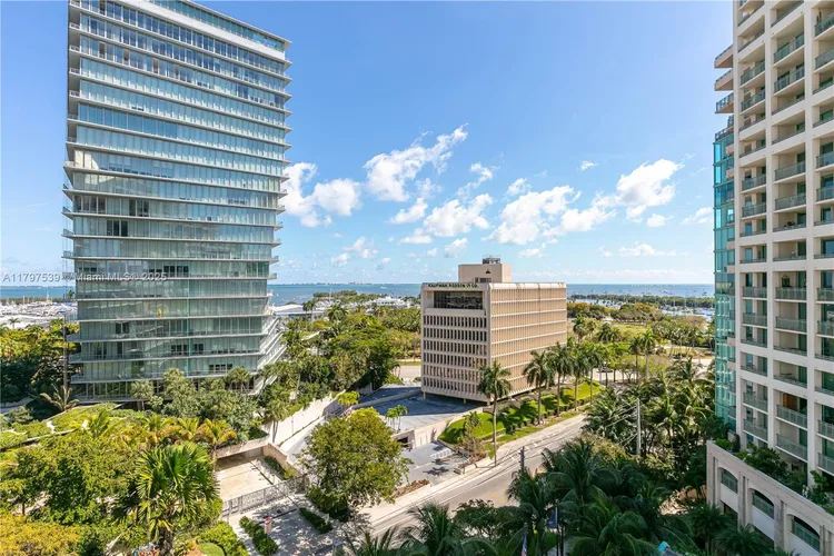 Ritz-Carlton Coconut Grove #902 image #38