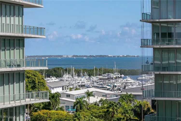 Ritz-Carlton Coconut Grove #902 image #9