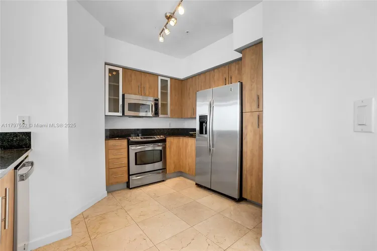 360 Condo #1208 image #11