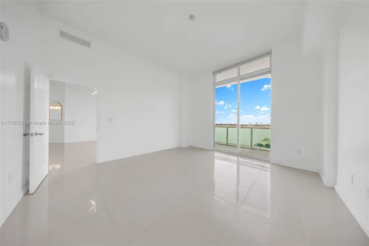 360 Condo #1208 image #13