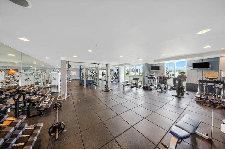 360 Condo #1208 image #27