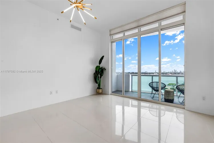 360 Condo #1208 image #7