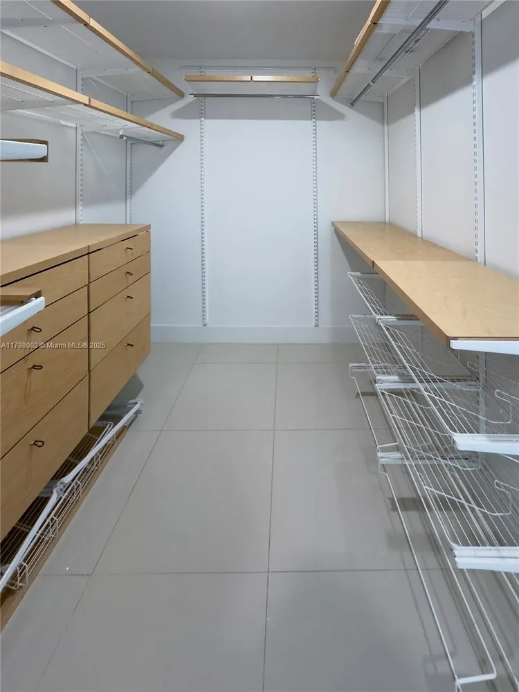 The Ivory #405 image #12