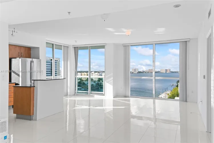 360 Condo #1105 image #12