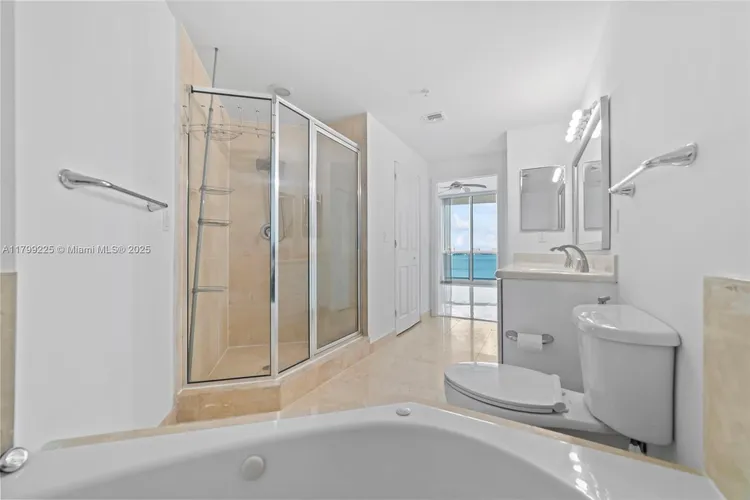 360 Condo #1105 image #20