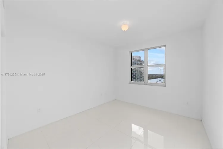 360 Condo #1105 image #23