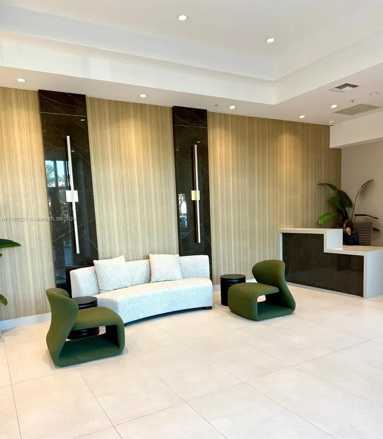 360 Condo #1105 image #32