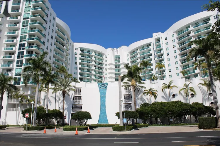 360 Condo #1105 image #37