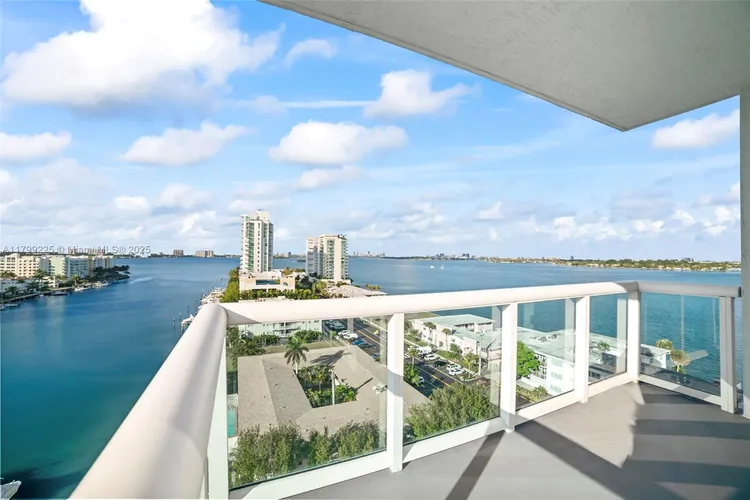 360 Condo #1105 image #7