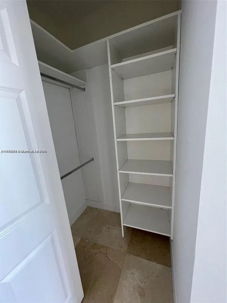 Duo Condo #1002W image #12