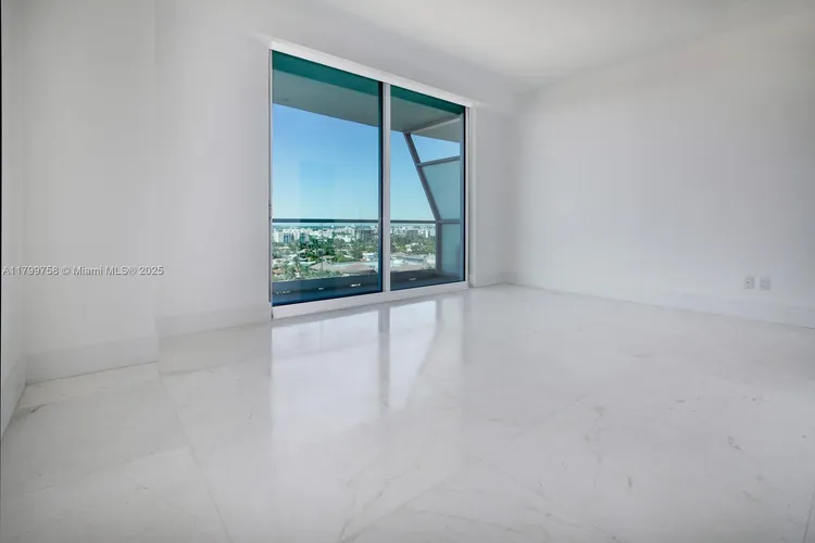 Fendi Chateau Residences #1004 image #10