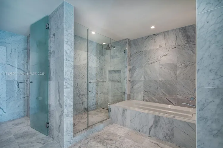 Fendi Chateau Residences #1004 image #13