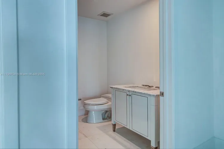 Fendi Chateau Residences #1004 image #16