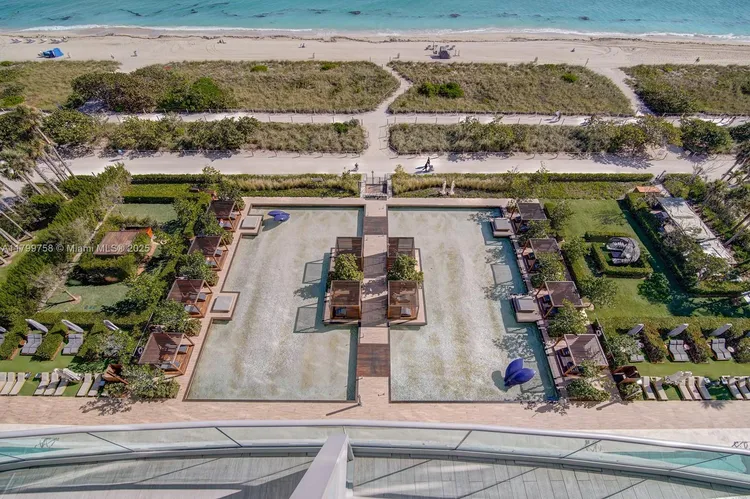 Fendi Chateau Residences #1004 image #22