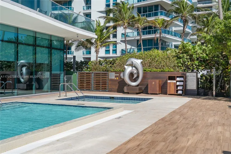 Fendi Chateau Residences #1004 image #23