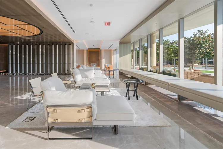 Fendi Chateau Residences #1004 image #39