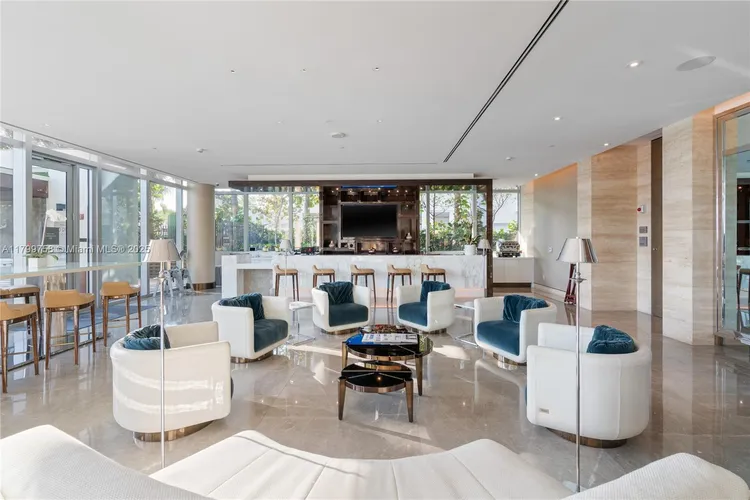 Fendi Chateau Residences #1004 image #45