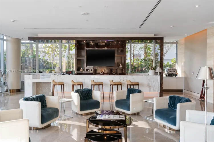 Fendi Chateau Residences #1004 image #46