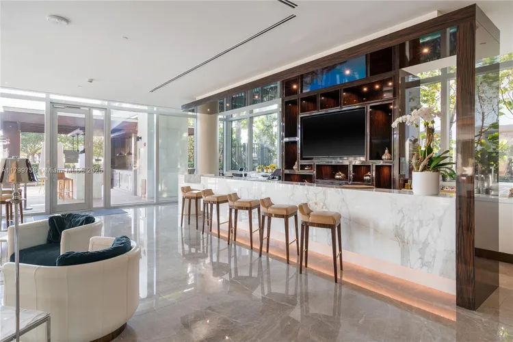 Fendi Chateau Residences #1004 image #51