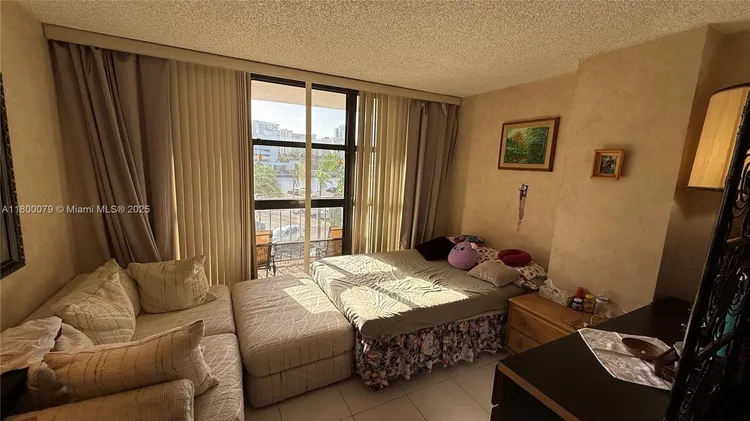 Towers of Oceanview East #326 image #9