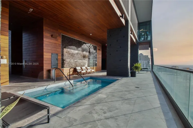 Echo Brickell #1906 image #16