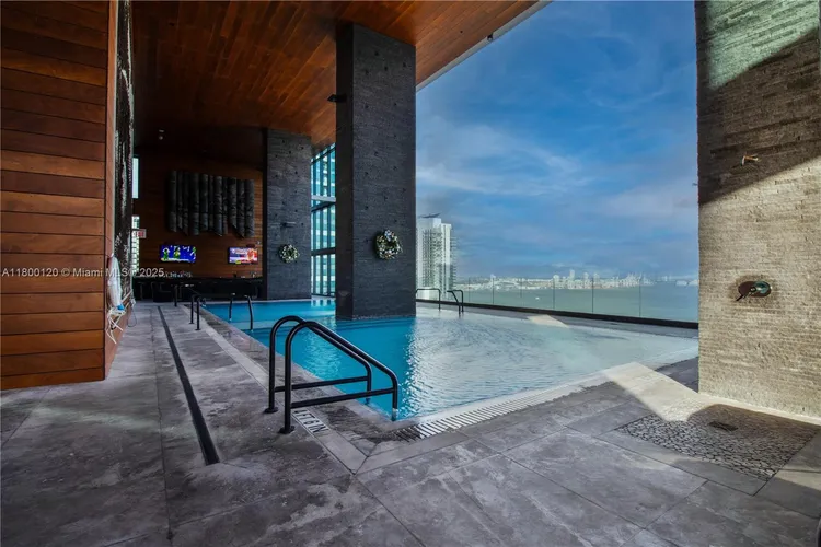 Echo Brickell #1906 image #18