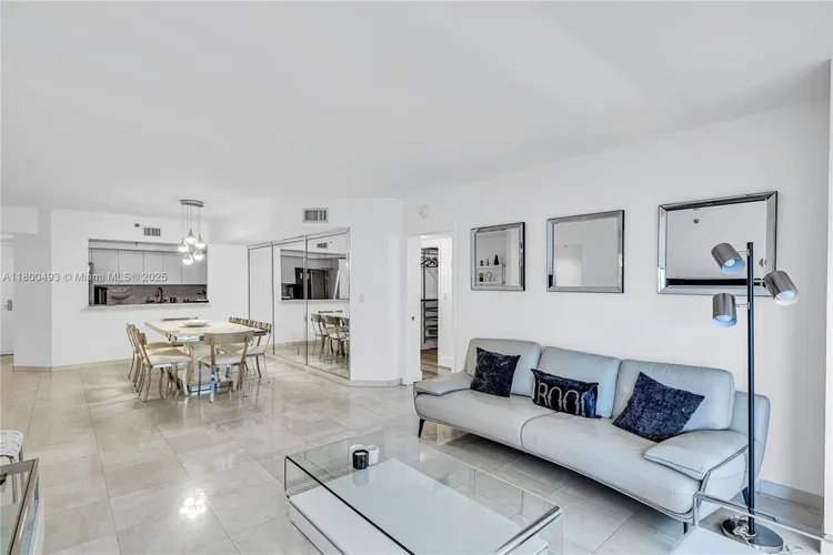 The Waves #910 image #12